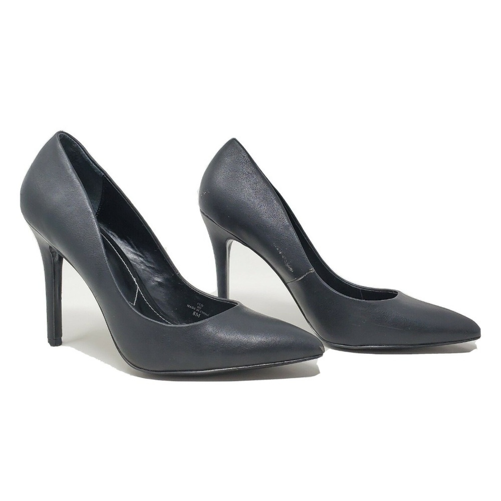 Charles by Charles David Pointed Toe Black Pumps